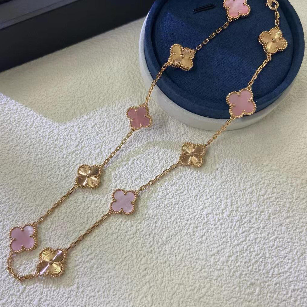 [Luna Brilliance]CLOVER 10 MOTIFS  LASER PINK MOP NECKLACE