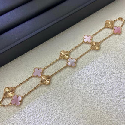 [Luna Brilliance]CLOVER 10 MOTIFS  LASER PINK MOP NECKLACE