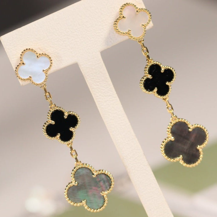 [Luna Brilliance]CLOVER EARRINGS GOLD ONYX MOP 3 MOTIF