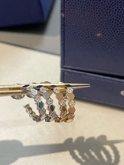 [Luna Brilliance]Hollow Design Four-Leaf Clover Flower Shape Ring