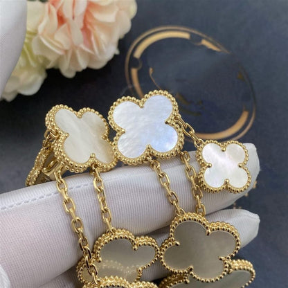 [Luna Brilliance]CLOVER EARRINGS WHITE MOP 4 MOTIFS GOLD